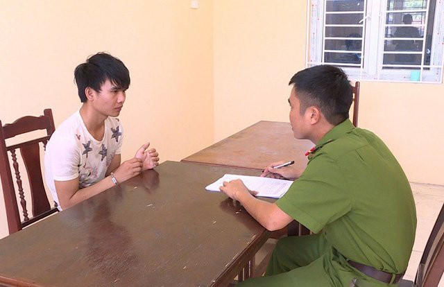  Đối tượng Kim tại cơ quan điều tra. Ảnh: Thùy Hương 