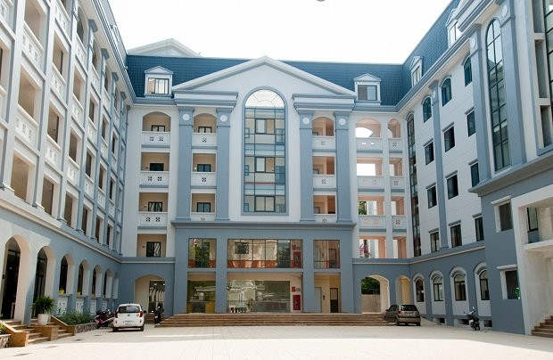 Truong trung hoc co so FPT co dien tich 4.000 m2