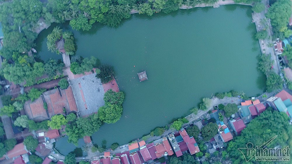 chùa Thầy,Hà Nội,bể bơi