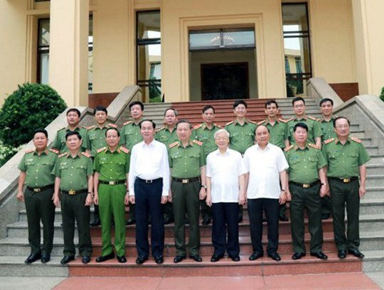 Tổng Bí thư chỉ đạo sắp xếp bộ máy, nhân sự công an - Ảnh 3.