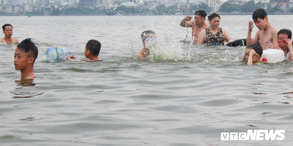 36609179_2089186194657369_4425698829110607872_n 23