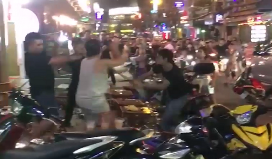 photo-2-1497314818752-bb-baaadRE4QF