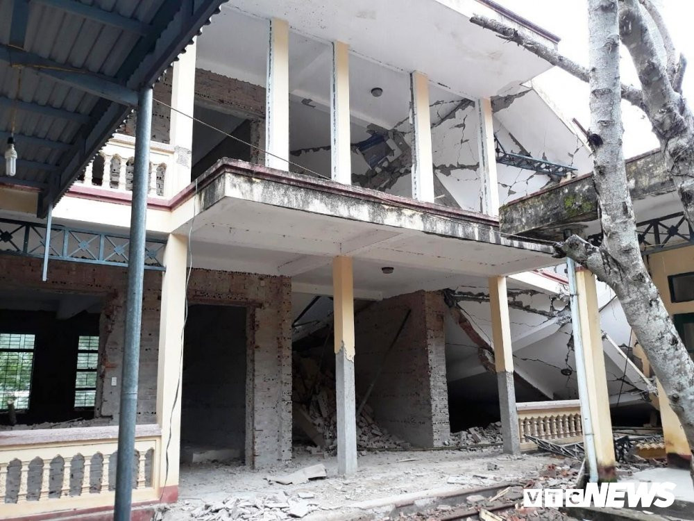 39173212_265726697590319_6905410506832478208_n