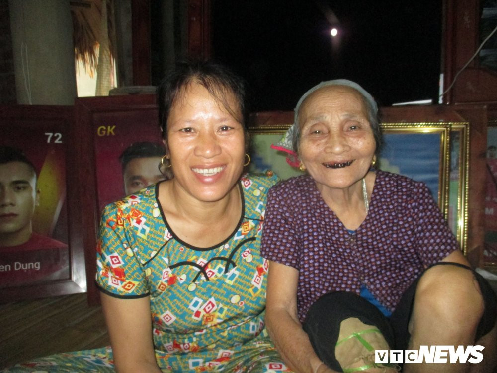 40219590_301827757259542_8700093991971979264_n