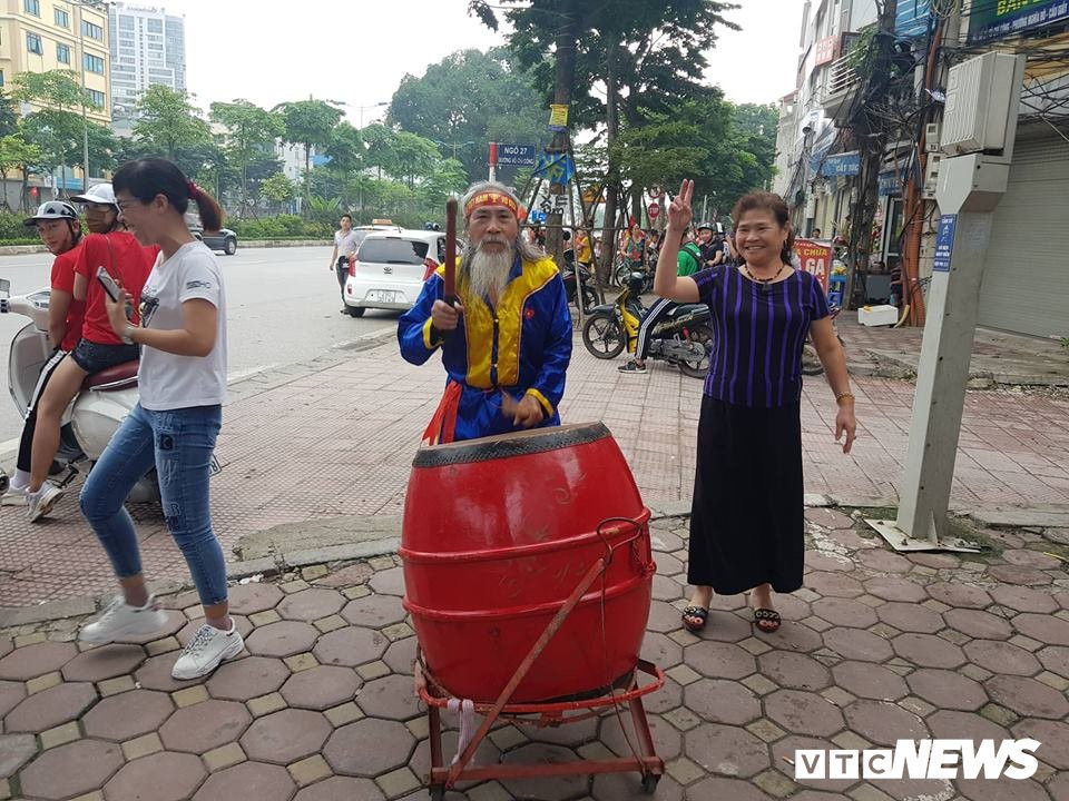 40515544_245840442790594_1178545983869419520_n 19