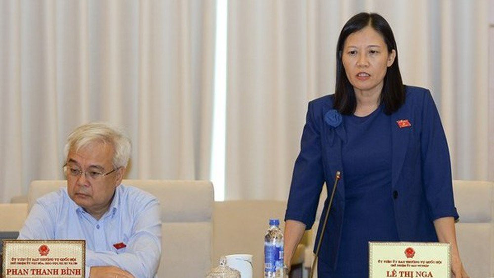 cau-am-co-chieu-co-biet-phu-con-tai-san-cho-chan-dai-chua-lo-2