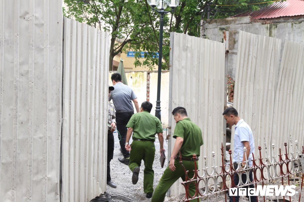 41320185_251133605545643_8633246450962137088_n