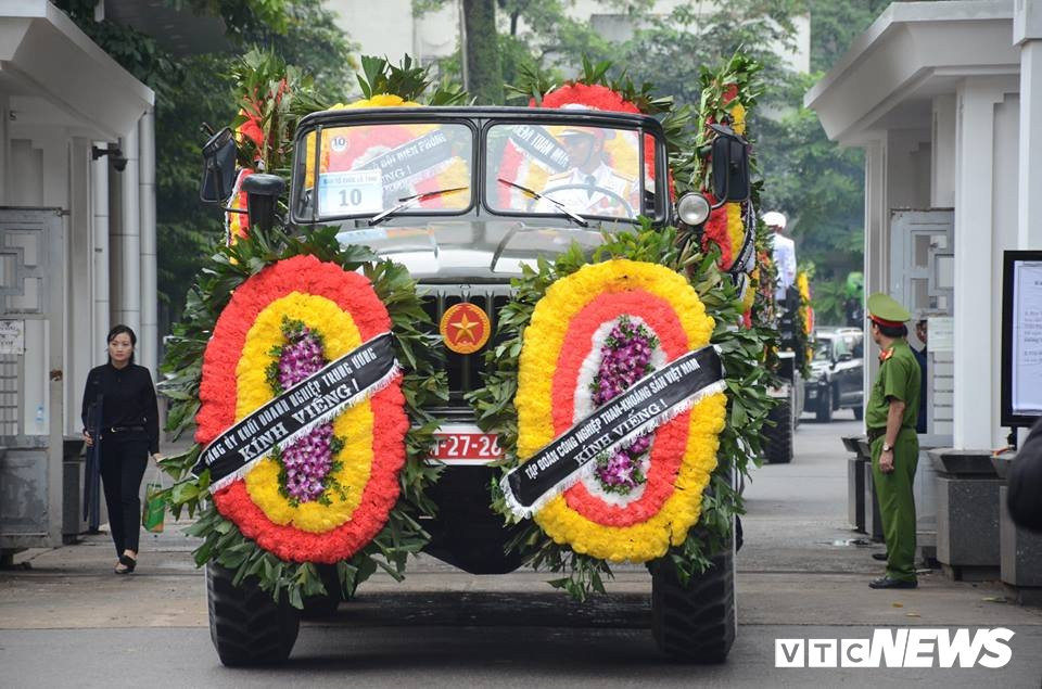 42555314_452787791875507_6682357178520567808_n-31-09140510 24