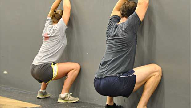 tip-hone-your-technique-with-wall-squats-1471445167053