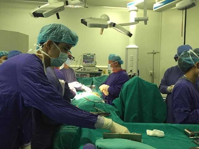 2-148161020483290-cat-tay-2-1481766691734 (1)