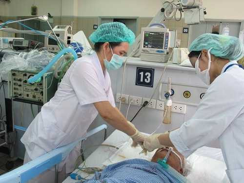 dieu-tri-cho-bn-tai-tt-chong-doc-bv-bach-mai--Anh-Tran-Minh-b4c28