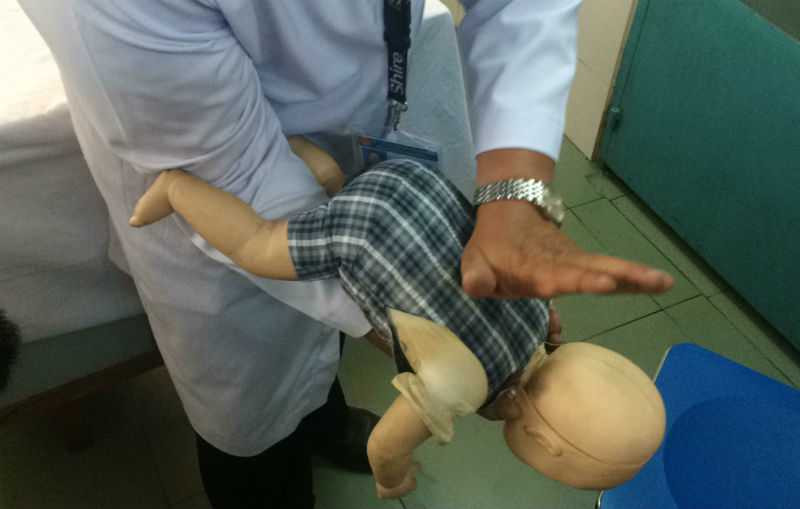 20170306130902-tre-tu-vong-do-an-rau-cau-duoi-nuoc-ngay-trong-nha-02