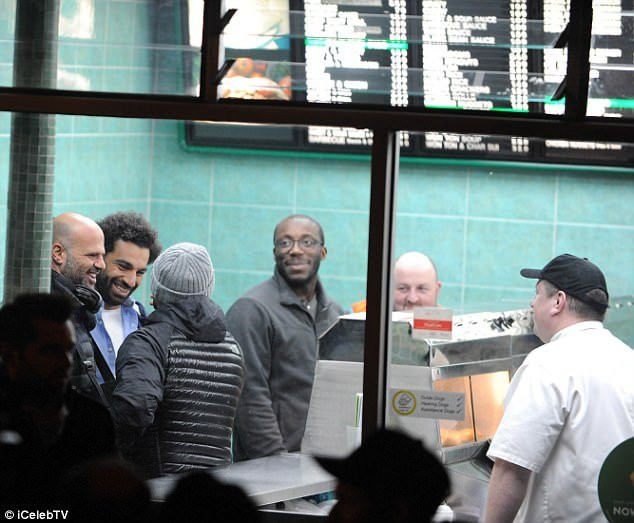 4975B5D400000578-5419937-image-a-46_1519256070583 4