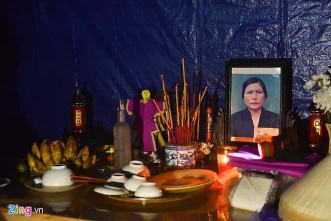 Dam tang me phai dung tu xa vai vong vi lu ngan cach hinh anh 1