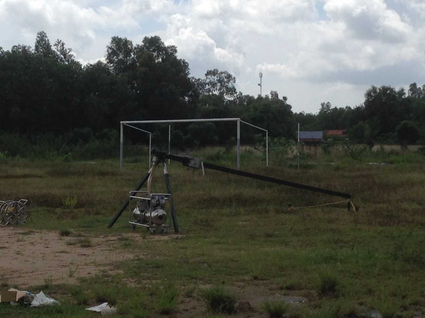 'Người rừng' len lỏi khắp núi Dinh tìm trực thăng gặp nạn - ảnh 2