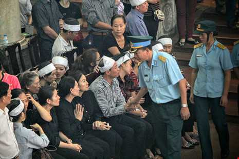 Trực tiếp: Bắt đầu lễ truy điệu 3 phi công hi sinh - ảnh 7