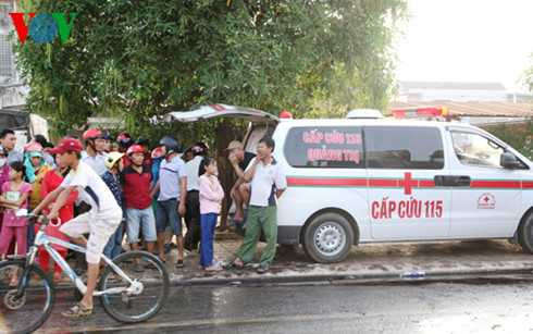 hai xe va cham tai xe tu vong mac ket trong cabin hinh 3