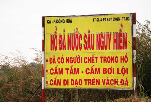 Đại diện Trung tâm Quản lý và Phát triển khu đô thị ĐHQG TP HCM cho hay, từ năm 2010 đến nay có khoảng 30 người chết đuối tại đây. 