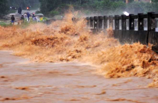 3011_Anh_1_Mua_lu_lon_Ba_