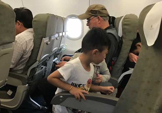 Chỉ có trẻ em được phục vụ suất ăn nhẹ