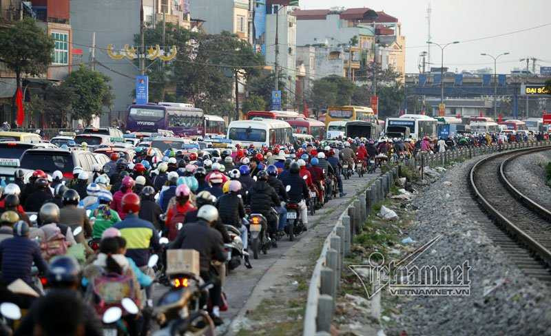 Hà Nội: Kẹt cứng cửa ngõ phía Nam chiều cuối năm