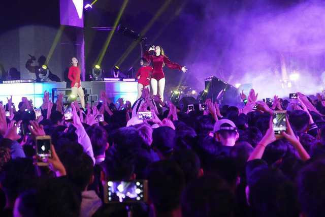 15732452-1020255158638816