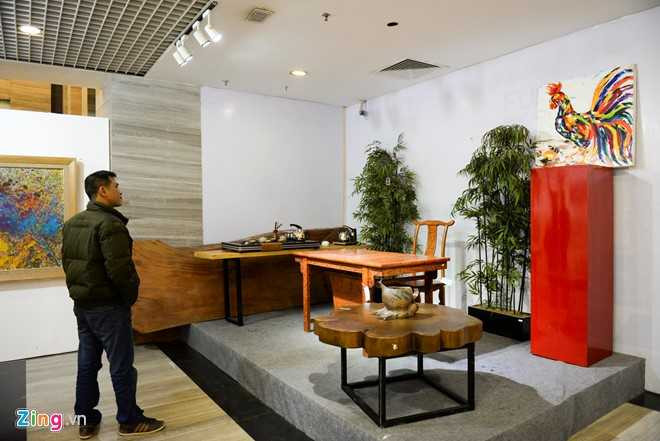 Trien lam 60 tac pham hinh tuong ga don Tet Dinh Dau hinh anh 14