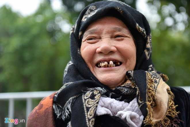 Nguoi ngheo vui ve sam Tet o phien cho 0 dong hinh anh 8