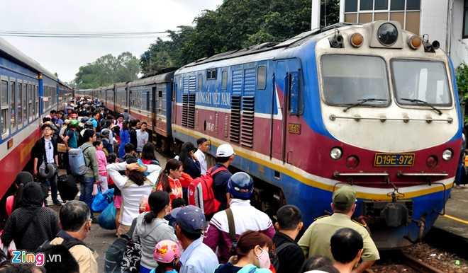 Phut nguoi doan tu o nha ga ngay can Tet hinh anh 2