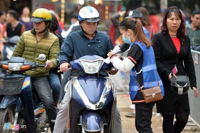 Dan van phong, gioi kinh doanh do xo le phu ngay dau di lam hinh anh 6