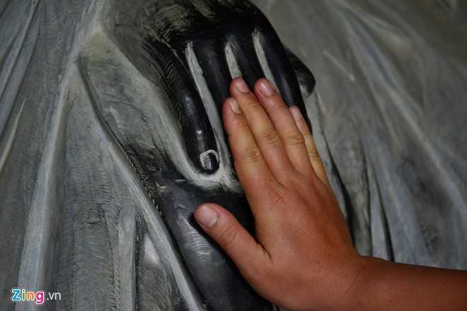 Hinh anh xau xi, phan cam ngap chua Bai Dinh dau nam moi hinh anh 3