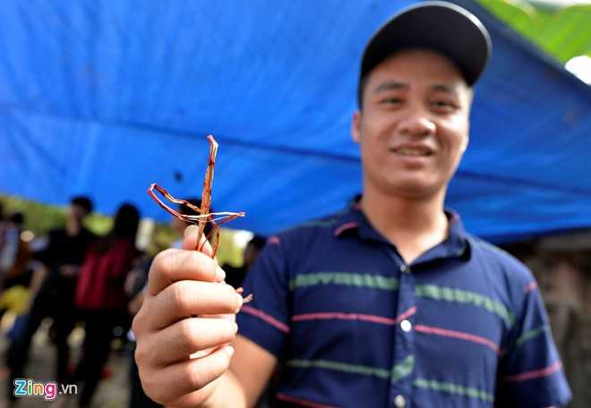 Hang tram thanh nien giam dap, cuop chieu mong sinh con trai hinh anh 14