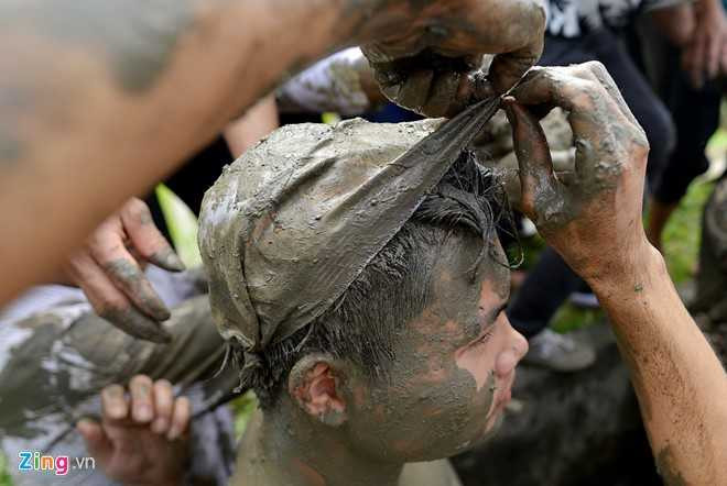 Hang tram thanh nien giam dap, cuop chieu mong sinh con trai hinh anh 4