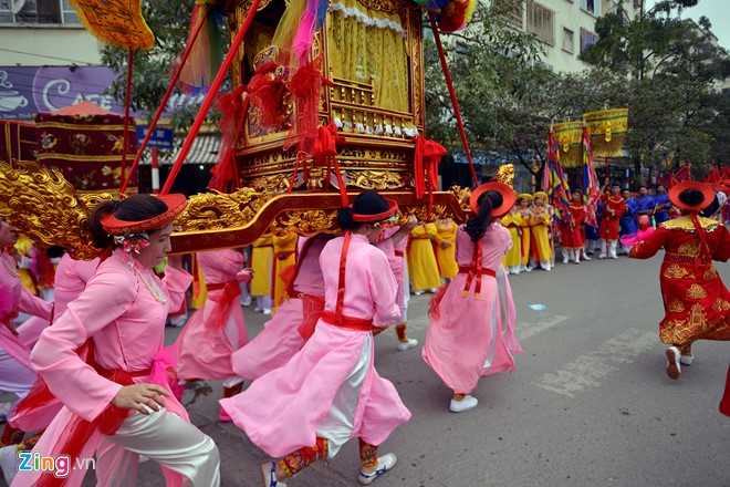 Hang nghin nguoi chay theo 'kieu bay' giua thu do hinh anh 5