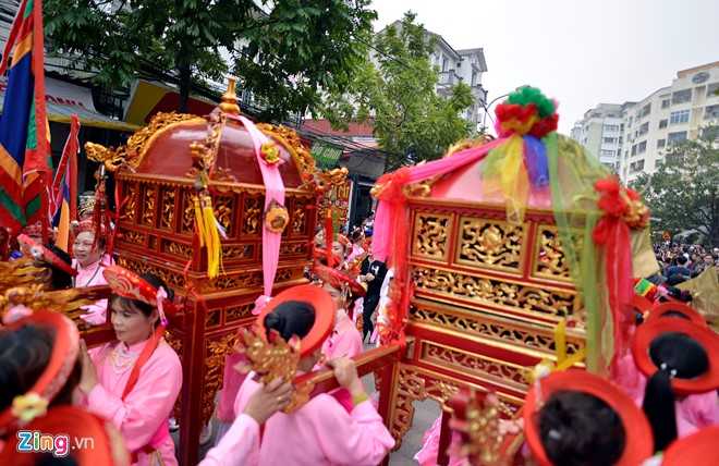 Hang nghin nguoi chay theo 'kieu bay' giua thu do hinh anh 6