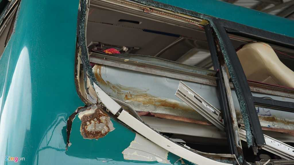 Ben trong xe giuong nam phat no giua dem lam 2 nguoi chet hinh anh 8