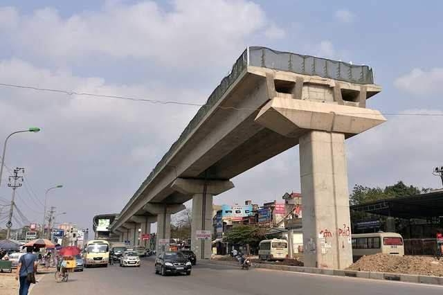  Phần cuối cùng của đường tàu đã sẵn sàng cho việc xây dựng kết nối tuyến đường đi về phía Tây của Thủ đô trong tương lai. 