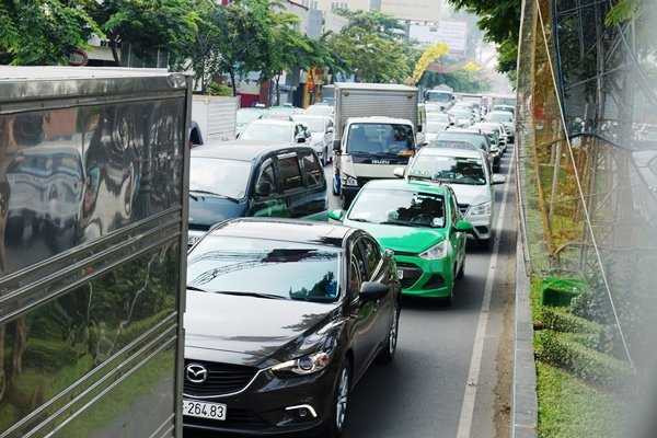 TPHCM, cửa ngõ Tân Sơn Nhất, kẹt xe, phân luồng giao thông, đường Trường Sơn,