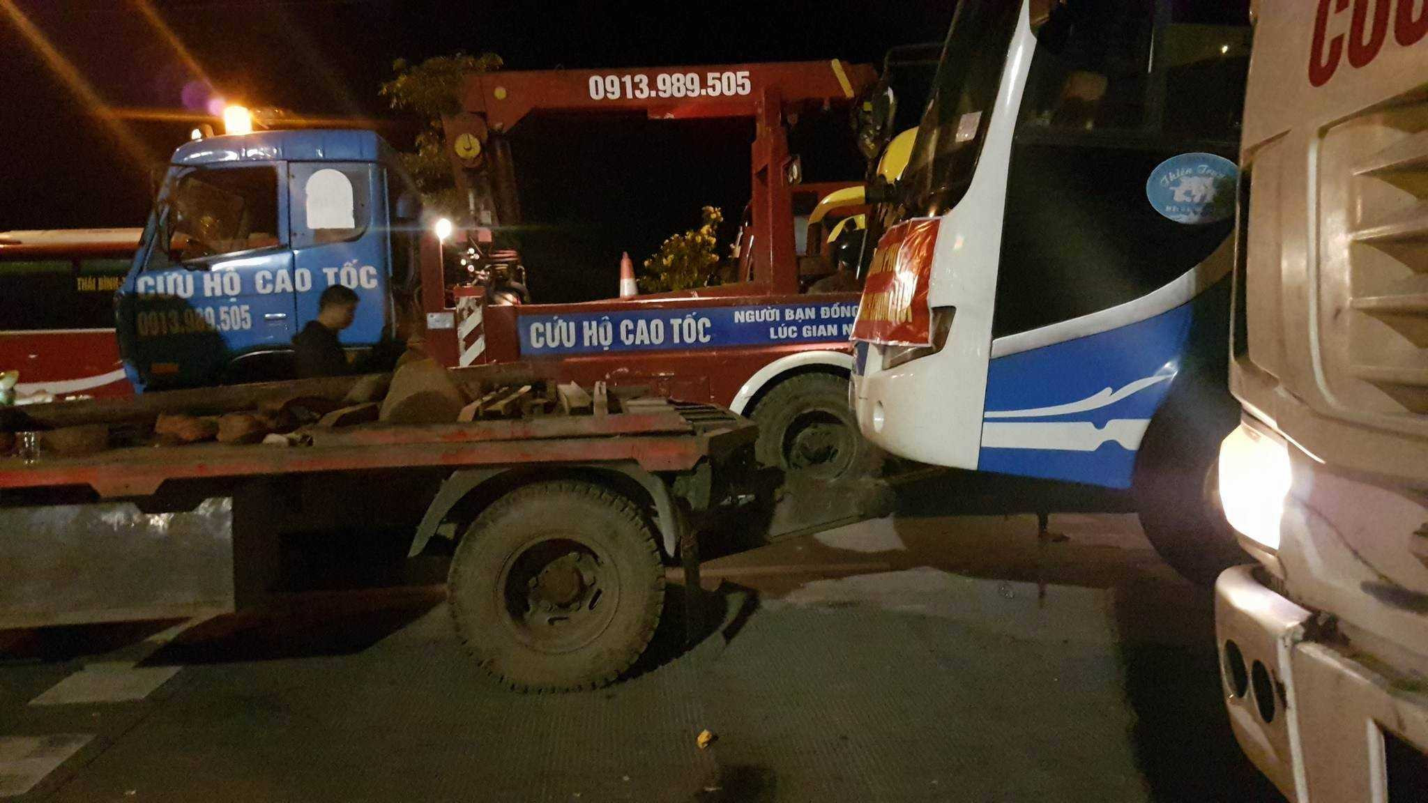 xe khách, xe khách bến Mỹ Đình, bến xe Mỹ Đình,