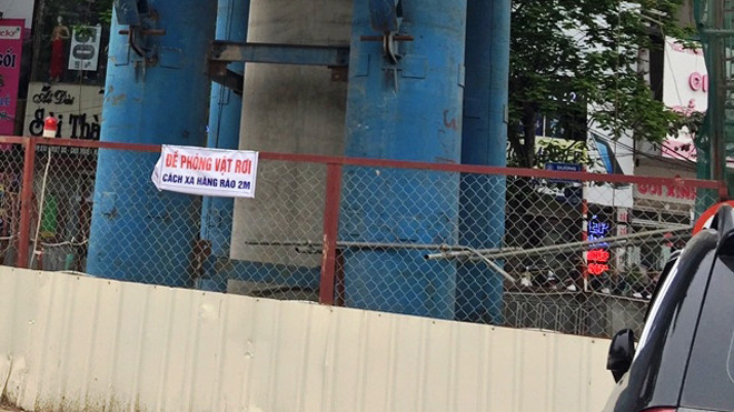 Biển báo gây sợ hãi tại dự án metro Nhổn – Ga Hà Nội ảnh 2