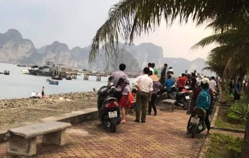 nhom-hoc-sinh-bo-chay-khi-ban-bi-duoi-nuoc