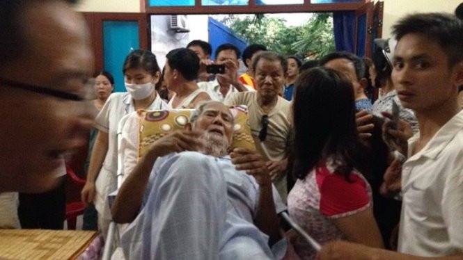 Cụ Kình đã về làng - Ảnh: Nguyễn Khánh