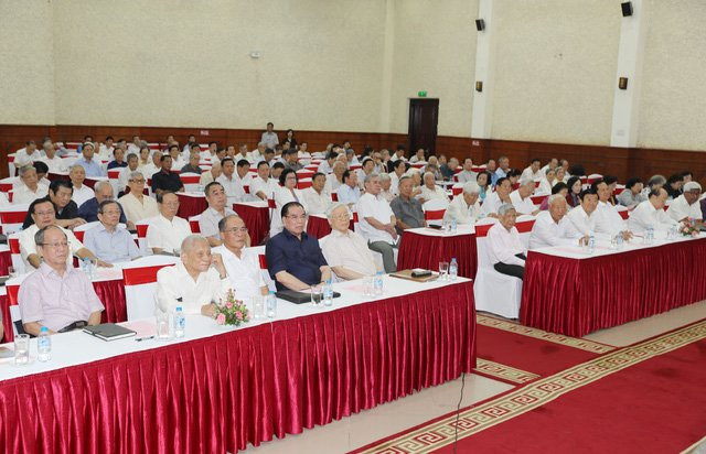  Tổng Bí thư Nguyễn Phú Trọng, các đồng chí lãnh đạo và nguyên lãnh đạo Đảng, Nhà nước dự Hội nghị. Ảnh : Trí Dũng – TTXVN 