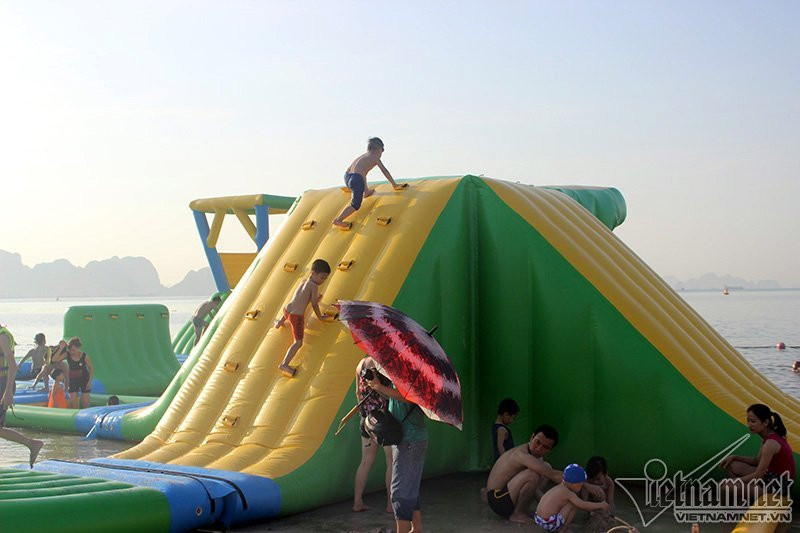 nắng nóng, nắng gay gắt, nóng kỷ lục, nóng thiêu đốt, Bãi Cháy, Quảng Ninh, Hạ Long