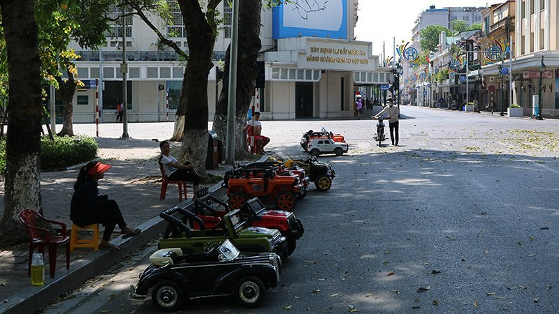 nắng nóng, thời tiết Hà Nội, Hà Nội, phố đi bộ, nóng kỷ lục, nóng gay gắt, Hồ Gươm