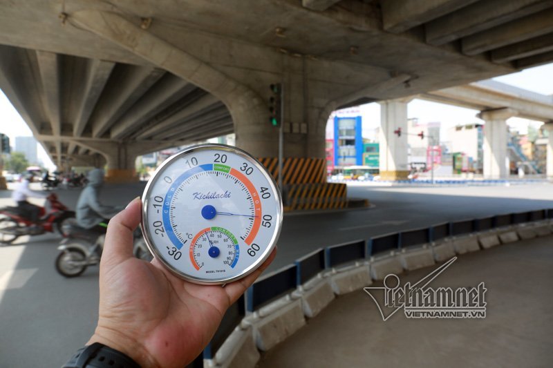 nắng nóng, nắng nóng kỷ lục, nóng kỷ lục, hàng cây, di dời cây xanh, Hà Nội