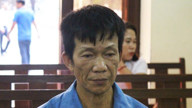 Cha vo chem chet con re roi cho xac di dau thu linh 30 thang tu hinh anh 1