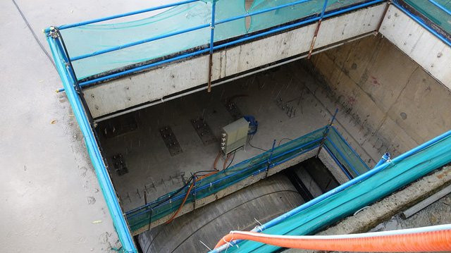 Góc nhìn từ phía trên mặt đất.