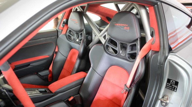 Porsche 911 GT2 RS 2018 - chiec 911 manh me nhat lich su hinh anh 6