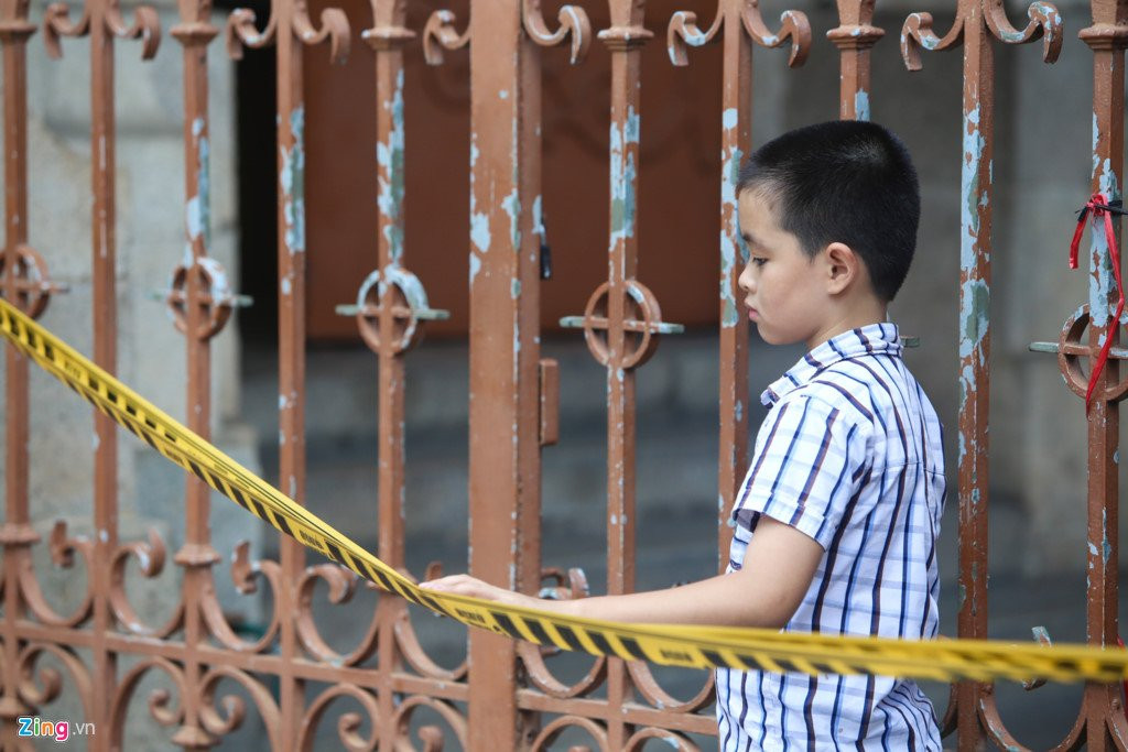 Nha tho Duc Ba o Sai Gon bat dau dot trung tu keo dai 2 nam hinh anh 9